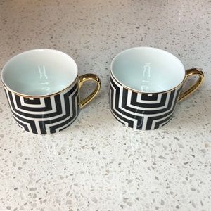 NWT H&M home black and white geometric tea/coffee cups with gold rim & handle.